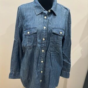 ❤️Classy Talbots  Blue Casual Denim Shirt